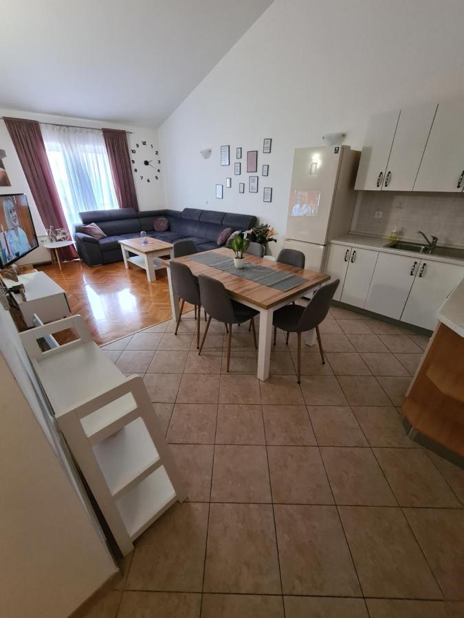 Apartmani Katarina Макарска Экстерьер фото